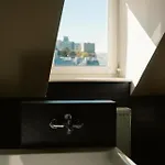 Golden - Elegant & Stylish 3-floor - Old Town Apartman